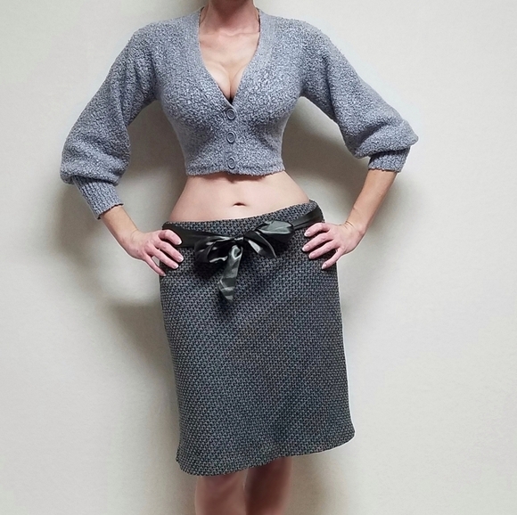 Vintage Old Navy Low Waist Grey Wool Metallic Tweed Satin Tie-Waist Midi Skirt 8 - Picture 2 of 12